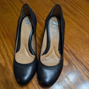 Elegant "Nurture" Black Women's Leather Pumps With Block 2 1/2 Inch Heels